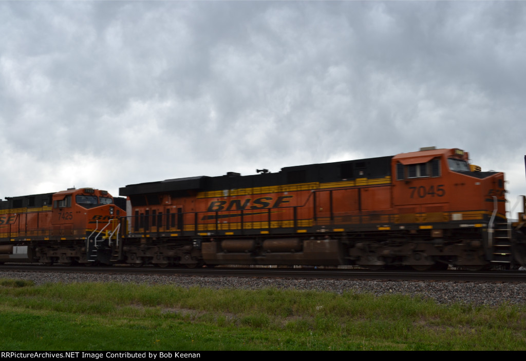 BNSF 7045